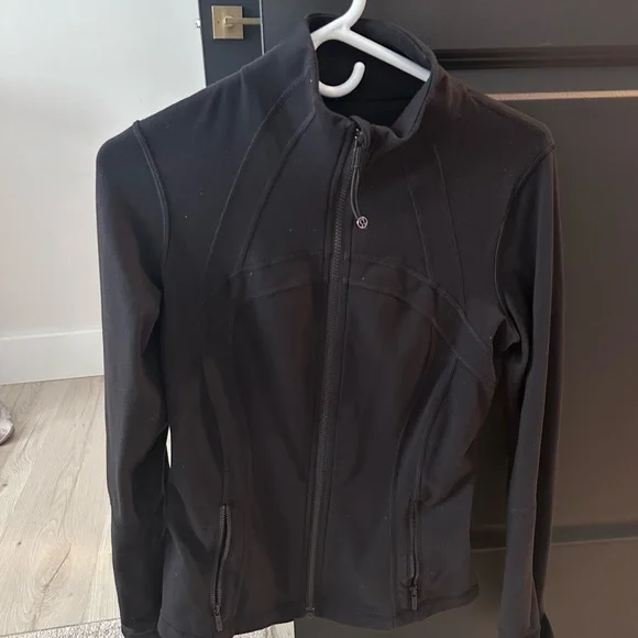 lululemon athletica Black Full-Zip Athletic Jacket - Picture 1 of 2